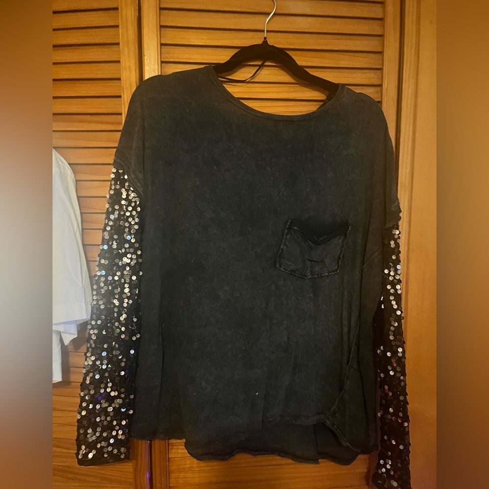 FREE PEOPLE Black Sequin Sleeve Women's Top